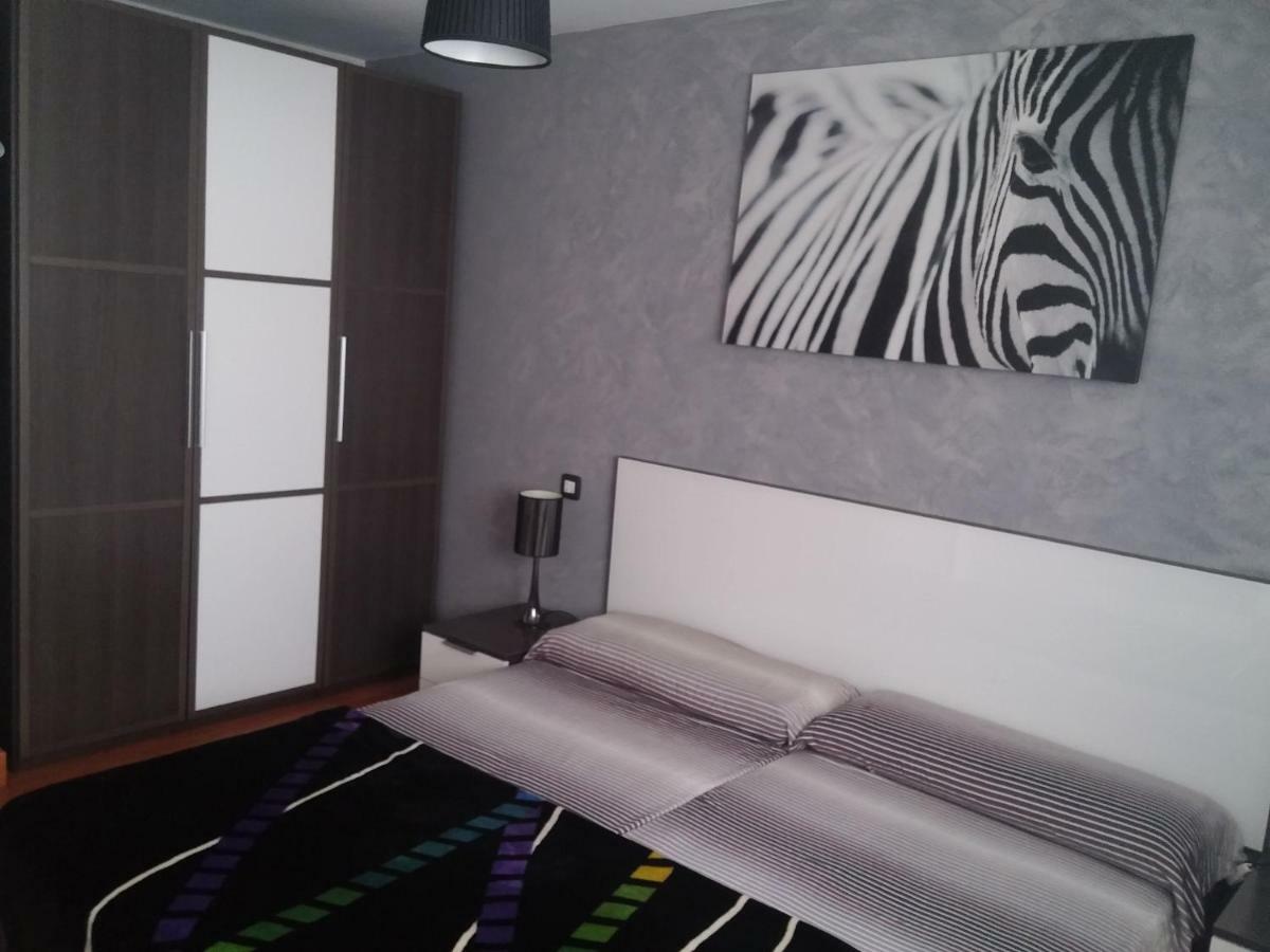 Apartamento Piso céntrico, amplio, luminoso y familiar con garaje. La Laguna  Exterior foto
